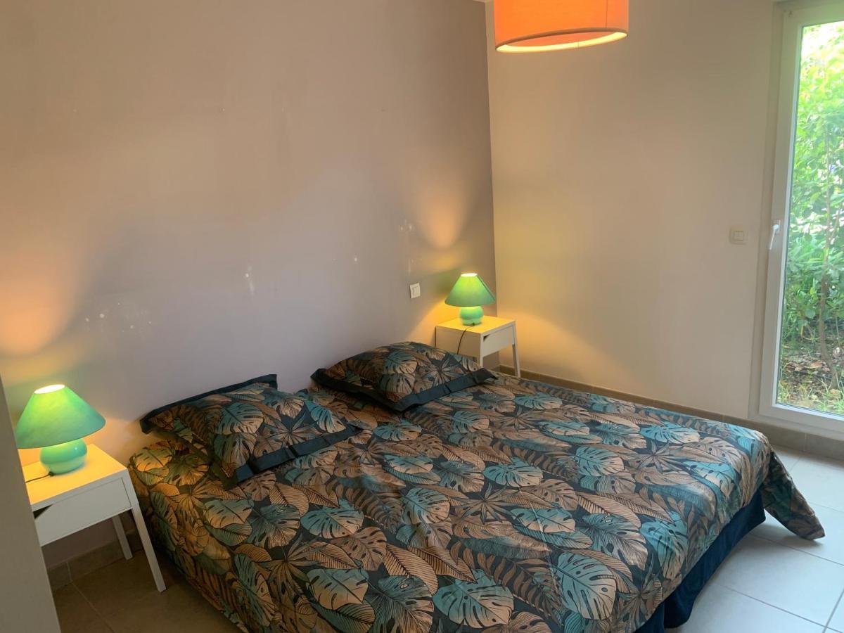 Apartment T3 Jardin 1 Km La ! Marseilles