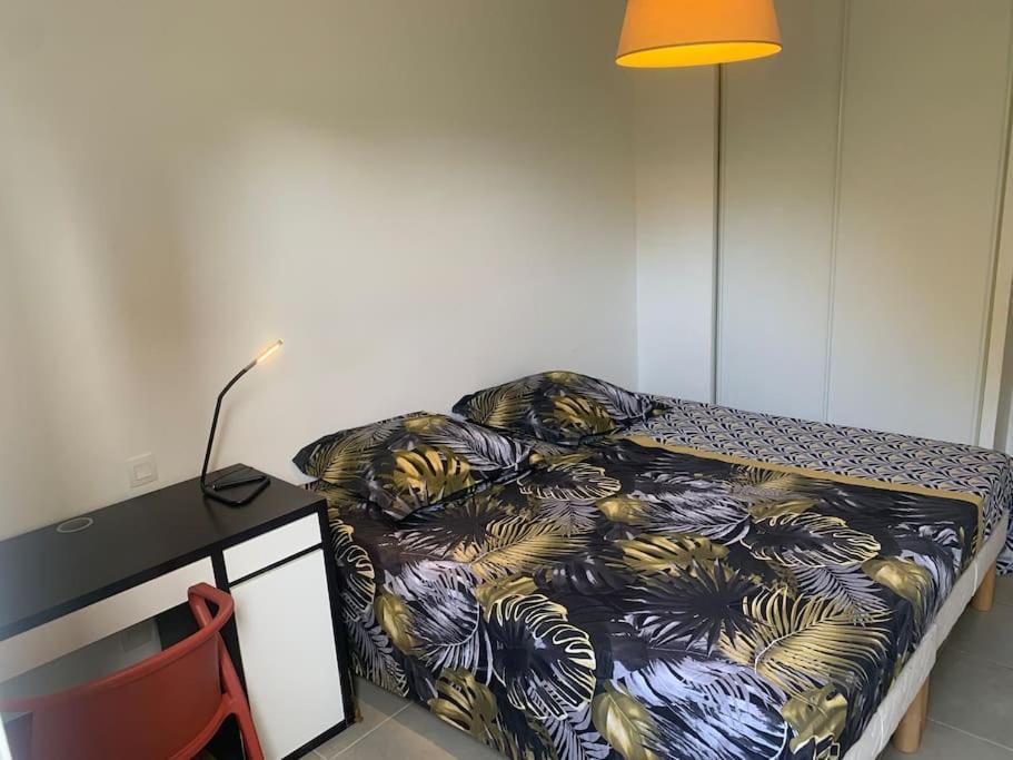 T3 Jardin 1 Km La ! Appartement *